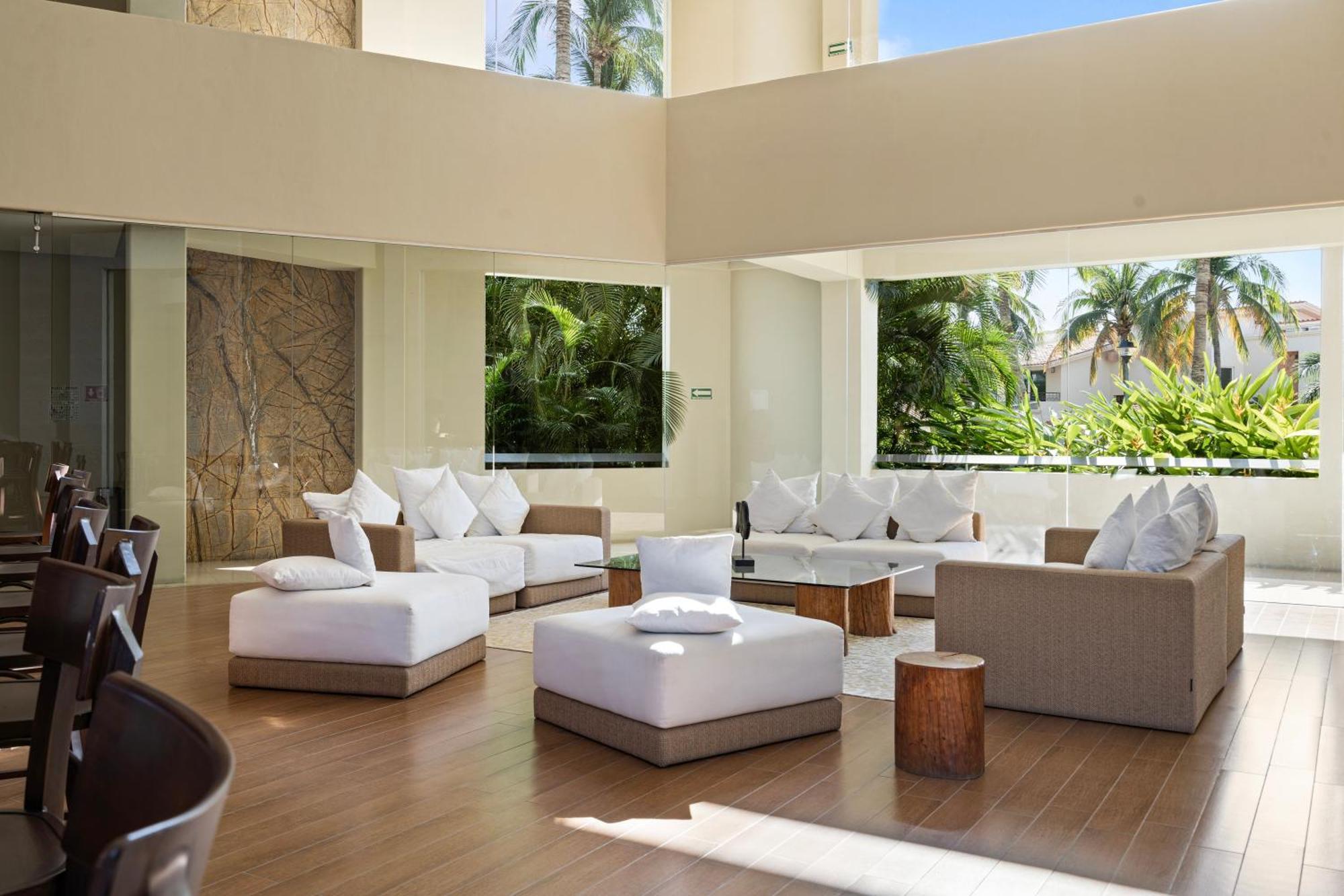 Appartamento Stylish Peninsula Golf 3Br Oasis With Pool Nuevo Vallarta Esterno foto