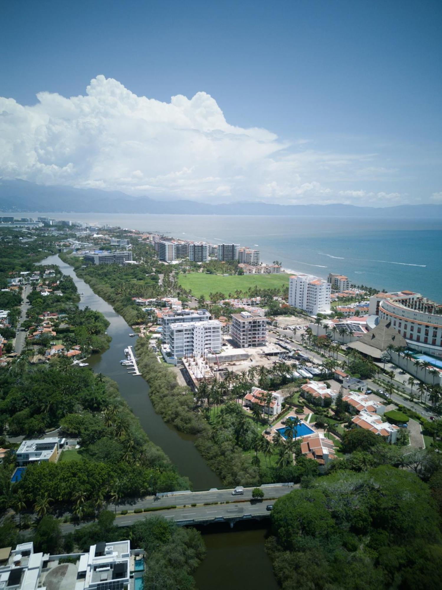 Appartamento Stylish Peninsula Golf 3Br Oasis With Pool Nuevo Vallarta Esterno foto